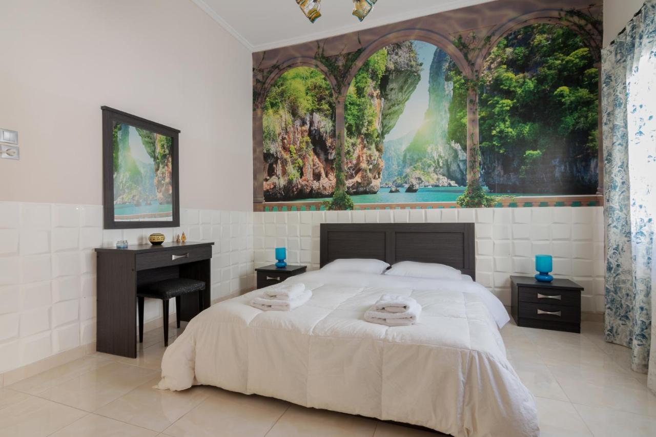 Delightful 2 Bedroom Flat Next To Mikrolimano El Pireo Exterior foto