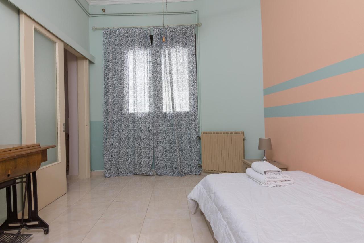 Delightful 2 Bedroom Flat Next To Mikrolimano El Pireo Exterior foto